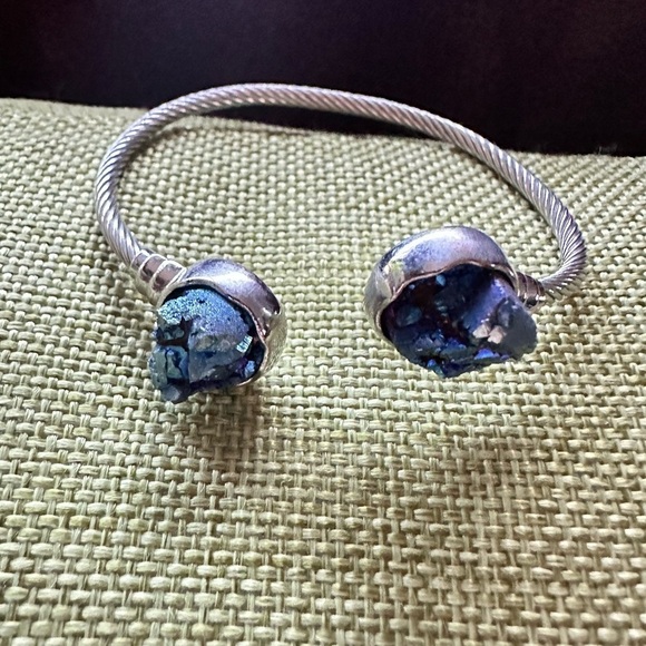 BRACELET CUFF SILVER TONE 6.75 DRUZY BLUE TWISTED ROPE 4139 B - Picture 13 of 13